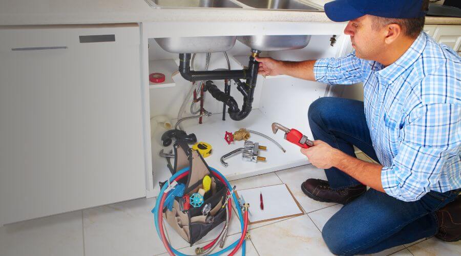 Expert burst pipe repair services in Ingram, TX